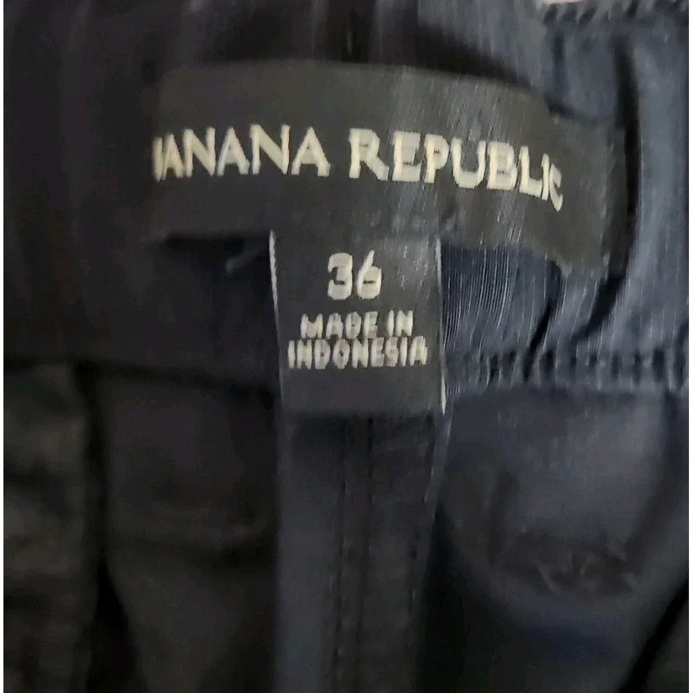 NWT Banana Republic Mens Black Comfort Flat Front Shorts Sz‎ 36 Chino Shorts NEW